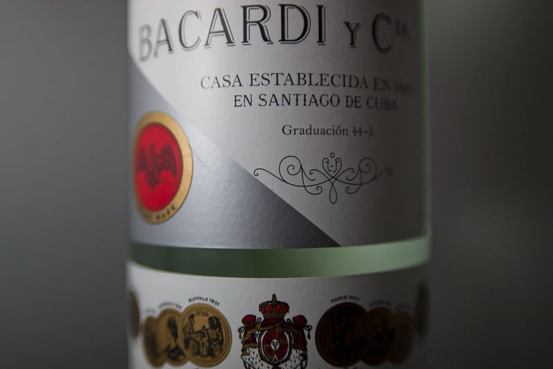 Une bouteille de Bacardi, édition limitée