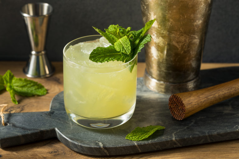 Un Chartreusito, un Mojito à la Chartreuse