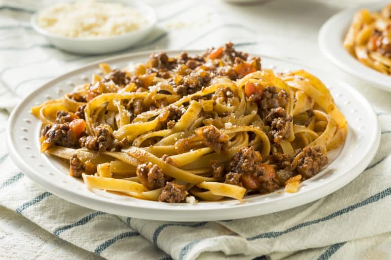 Bolognaise vue de côté